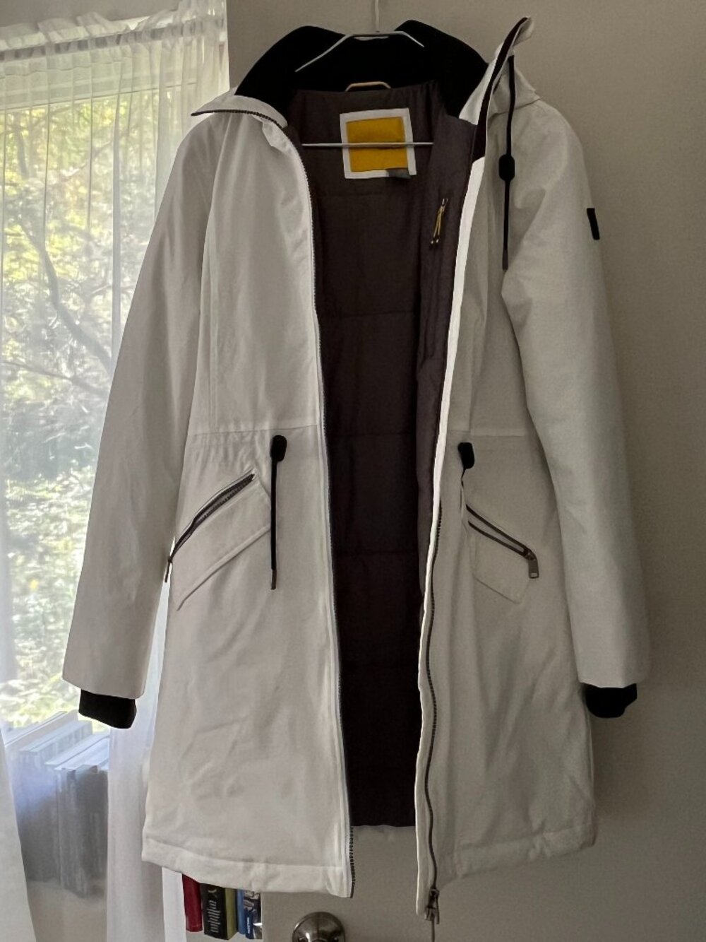 Lole Kate Waterproof Insulated Hooded Zip Jacket In White